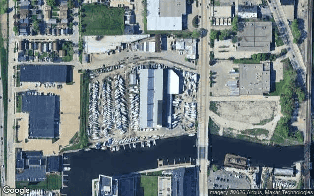 1933 S 1st St in Milwaukee, WI