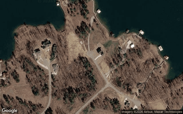 Lot 8 & 9 Shoreline Dr marina in Huntingdon, TN